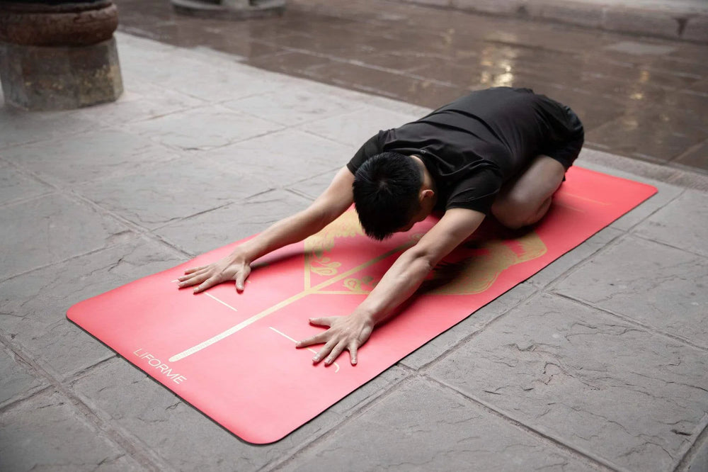 
                
                    Load image into Gallery viewer, Liforme Phoenix Red Yoga Mat
                
            